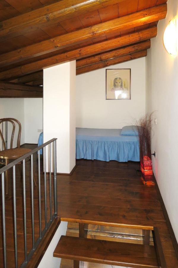 Castana  Apartment La Corte Bricca - Bilo C By Interhome מראה חיצוני תמונה