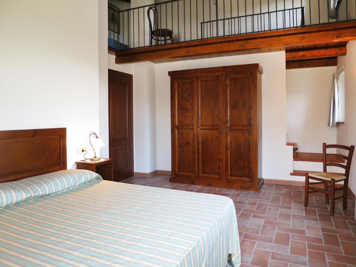 Castana  Apartment La Corte Bricca - Bilo C By Interhome מראה חיצוני תמונה